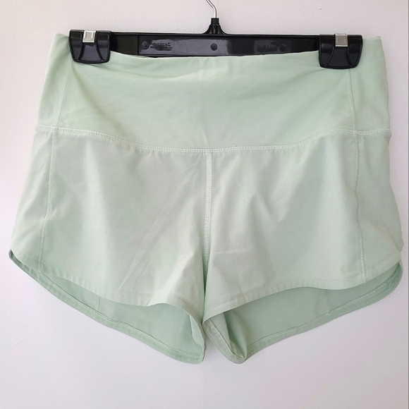 EUC Lululemon Speed Short in Sea Mist Sz 6 - Picture 3 of 10